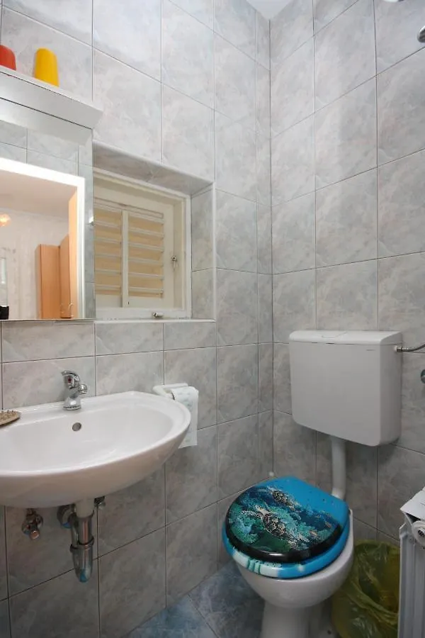 Guest house Apartments And Rooms By The Sea Supetarska Draga - Donja, Rab - 2001