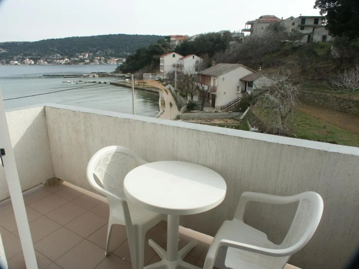 Apartments And Rooms By The Sea Supetarska Draga - Donja, Rab - 2001